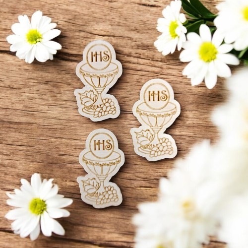 kielich z IHS 4cm sklejka.jpg