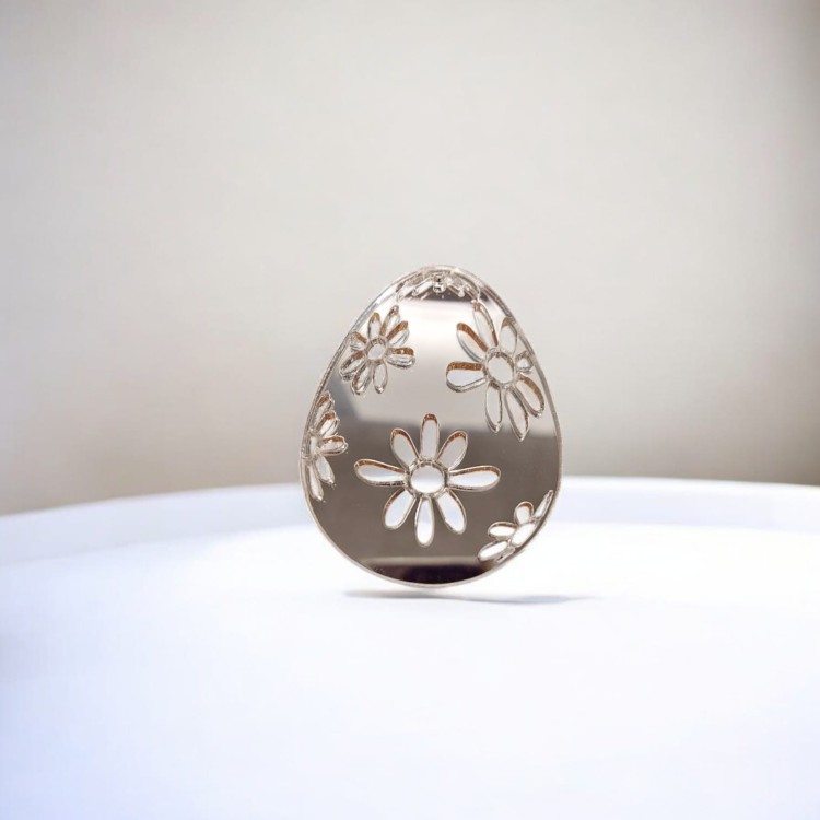 Pisanka kwiatki srebrna.jpg