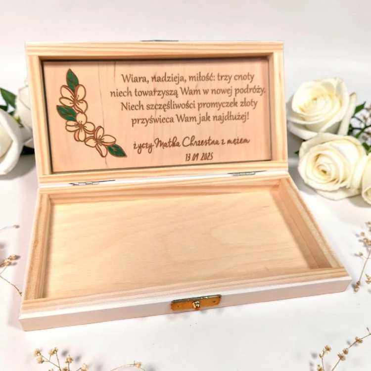 Pudełko pamiątka ślubu z personalizacją