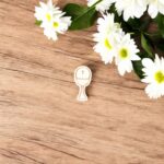 Kielich z hostią sklejka grawerowana scrapka 3x1,5 cm - do DIY i rękodzieła