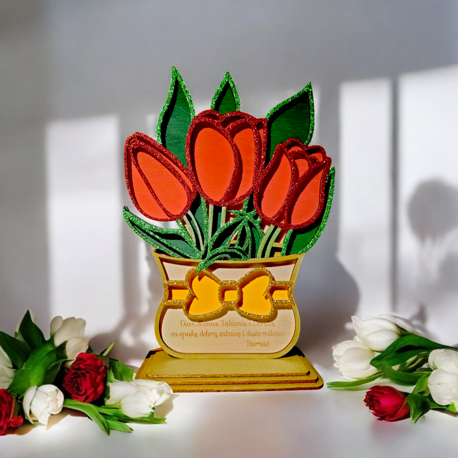 368 Tulipany ze sklejki w koszyku ręcznie malowane personalizowane 19x26 cm - obrazek 1